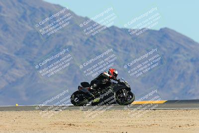 media/Feb-11-2024-CVMA (Sun) [[883485a079]]/Race 11 Amateur Supersport Open/